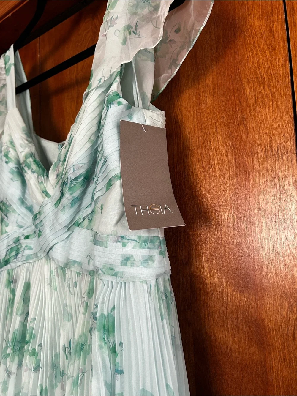 Theia Mint Green Floral Pleated Maxi Dress - Picture 3 of 13